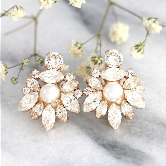 Ilona Rubin Jewelry - Ilona Rubin Dazzling Crystal Bridal Earrings